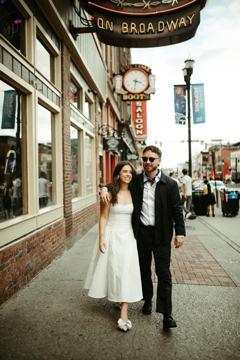 Nashville elopement photography by Lizzy Oakley
